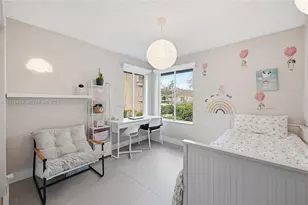 1166 SW 158th Way, Pembroke Pines, FL 33027 - Photo 15