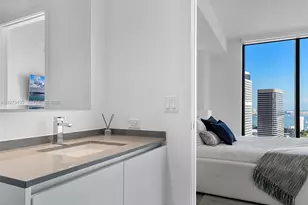 88 SW 7th St, Miami, FL 33130 - Photo 35