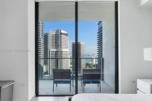 88 SW 7th St, Miami, FL 33130 - Photo 23