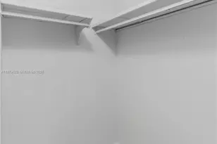 4855 NW 7th St, Miami, FL 33126 - Photo 9