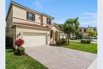 965 NE 193rd Ter #965, Miami, FL 33179 - Photo 1