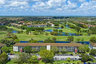 13255 SW 7th Ct, Pembroke Pines, FL 33027 - Photo 23