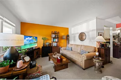 13255 SW 7th Ct #111D, Pembroke Pines, FL 33027 - Photo 9