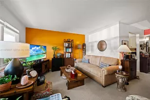 13255 SW 7th Ct, Pembroke Pines, FL 33027 - Photo 9