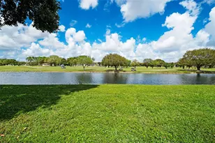 13255 SW 7th Ct, Pembroke Pines, FL 33027 - Photo 17