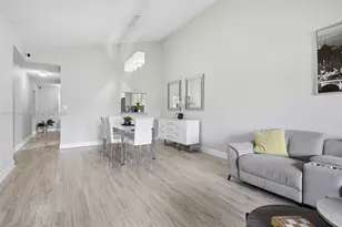 657 Racquet Club Rd, Weston, FL 33326 - Photo 9