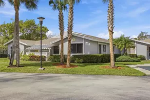 657 Racquet Club Rd, Weston, FL 33326 - Photo 27