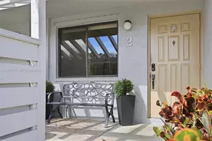 657 Racquet Club Rd, Weston, FL 33326 - Photo 31