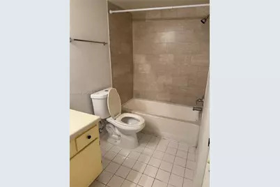 13090 Vista Isles Dr. #126, Sunrise, FL 33325 - Photo 7