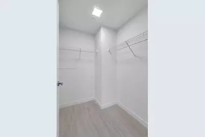 77 SE 5th St #2405, Miami, FL 33131 - Photo 11