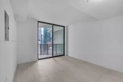 77 SE 5th St #2405, Miami, FL 33131 - Photo 7