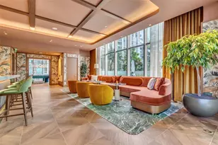 77 SE 5th St, Miami, FL 33131 - Photo 23