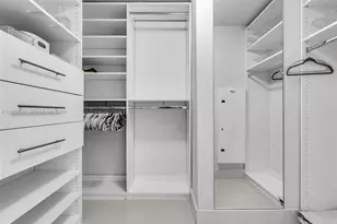 6899 Collins Ave, Miami Beach, FL 33141 - Photo 17