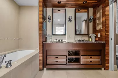 6899 Collins Ave #2403, Miami Beach, FL 33141 - Photo 15
