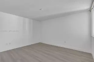 18800 NE 29th Ave, Aventura, FL 33180 - Photo 11