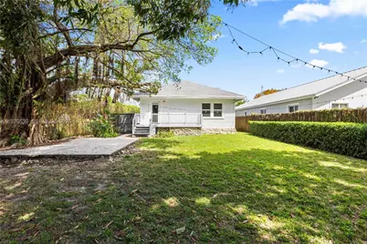 2434 SW 15th St, Miami, FL 33145 - Photo 25