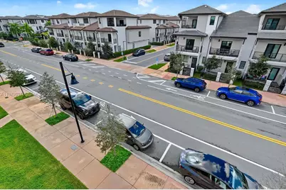 4426 NW 83rd Pkwy #., Doral, FL 33166 - Photo 27