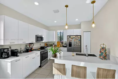 4426 NW 83rd Pkwy #., Doral, FL 33166 - Photo 11