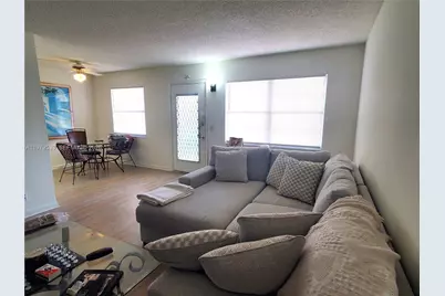 800 SW 131st Ave #106F, Pembroke Pines, FL 33027 - Photo 3