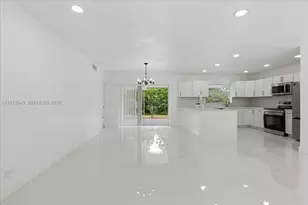 7150 SW 5th Ct, Pembroke Pines, FL 33023 - Photo 3