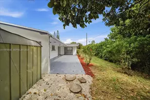 7150 SW 5th Ct, Pembroke Pines, FL 33023 - Photo 27