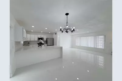 7150 SW 5th Ct, Pembroke Pines, FL 33023 - Photo 5