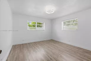 7150 SW 5th Ct, Pembroke Pines, FL 33023 - Photo 11