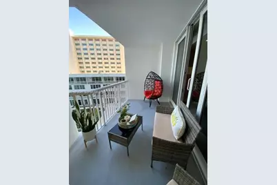 5401 Collins Ave #526, Miami Beach, FL 33140 - Photo 19