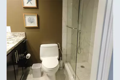 5401 Collins Ave #526, Miami Beach, FL 33140 - Photo 17