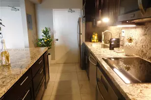 5401 Collins Ave, Miami Beach, FL 33140 - Photo 11