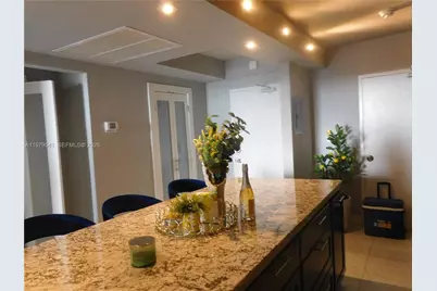 5401 Collins Ave #526, Miami Beach, FL 33140 - Photo 13