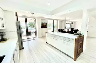 19707 Turnberry Way, Aventura, FL 33180 - Photo 15