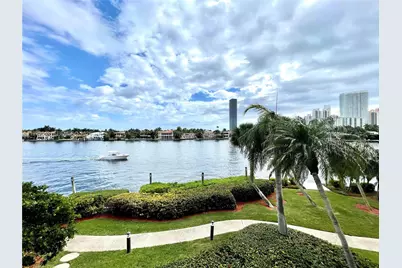 19707 Turnberry Way #TH-5, Aventura, FL 33180 - Photo 5