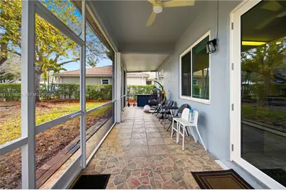 2615 SE 5th Ct, Homestead, FL 33033 - Photo 43
