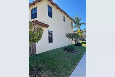 3203 SE 6th St, Homestead, FL 33033 - Photo 3