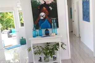 6910 Rue Notre Dame, Miami Beach, FL 33141 - Photo 7