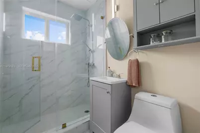 10750 SW 43rd Ln, Miami, FL 33165 - Photo 17