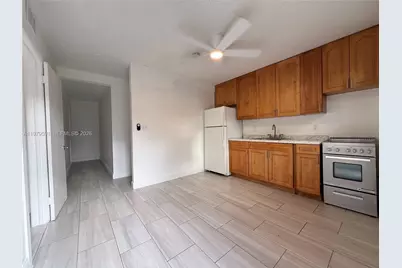 7550 NW 2nd Ter #7550, Miami, FL 33126 - Photo 3