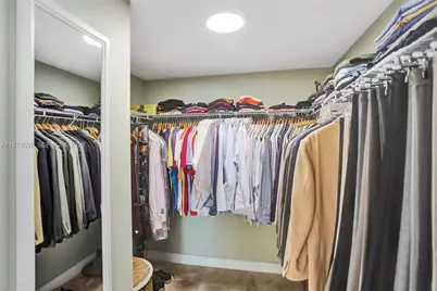 1250 S Miami Ave #2702, Miami, FL 33130 - Photo 17