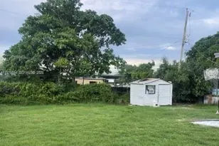 631 Jann Ave, Opa-Locka, FL 33054 - Photo 9