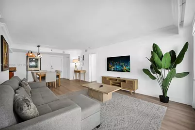 5225 Collins Ave #1214, Miami Beach, FL 33140 - Photo 9