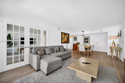 5225 Collins Ave #1214, Miami Beach, FL 33140 - Photo 9