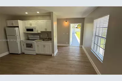 220 NW 12th St #1-4, Pompano Beach, FL 33060 - Photo 7