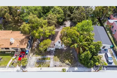 98 NE 70th St, Miami, FL 33138 - Photo 7