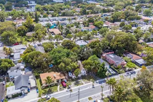 98 NE 70th St, Miami, FL 33138 - Photo 9