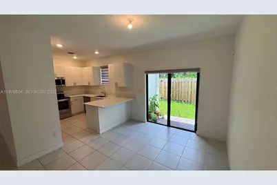 227 SW 159th Ter #227, Pembroke Pines, FL 33027 - Photo 3