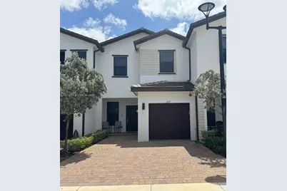 227 SW 159th Ter #227, Pembroke Pines, FL 33027 - Photo 1