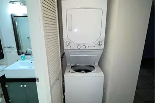 20505 E Country Club Dr, Aventura, FL 33180 - Photo 13