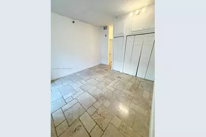 20505 E Country Club Dr #135, Aventura, FL 33180 - Photo 5