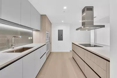 9201 E Bay Harbor Dr #310/410, Bay Harbor Islands, FL 33154 - Photo 9